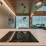 Tieva A Ski-in Ski-out With Private Hot Tub By Aavalevi * Levi
