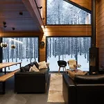 Tieva A Ski-in Ski-out With Private Jacuzzi By Aavalevi Appartement