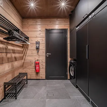 شقة Tieva A Ski-in Ski-out With Private Jacuzzi By Aavalevi *